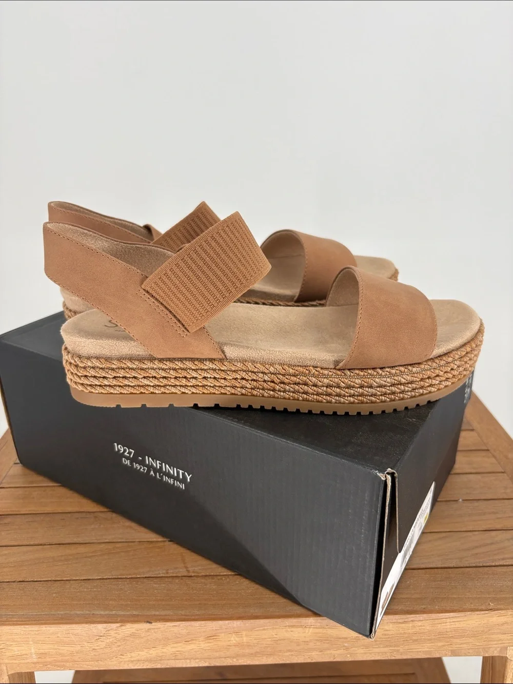 New Naturalizer Womens Tan Espadrille Platform Sandals size 7 1/2 M